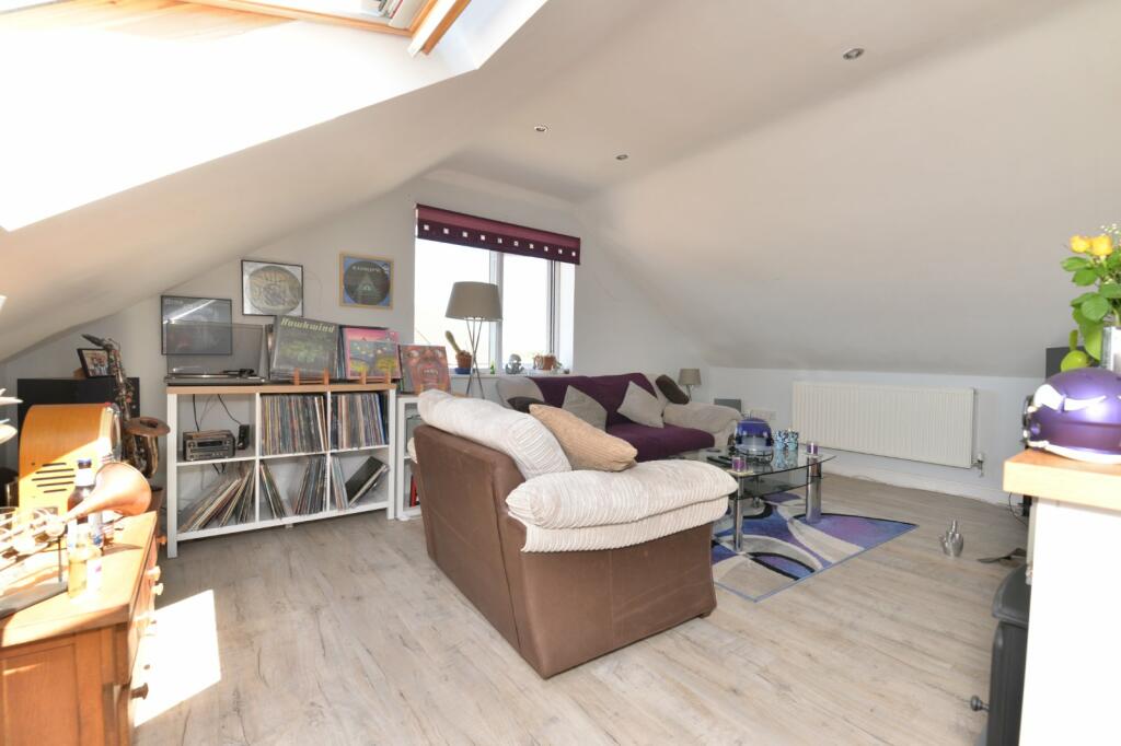 Additional property image - Magnolia House, Ashley, New Milton, BH25