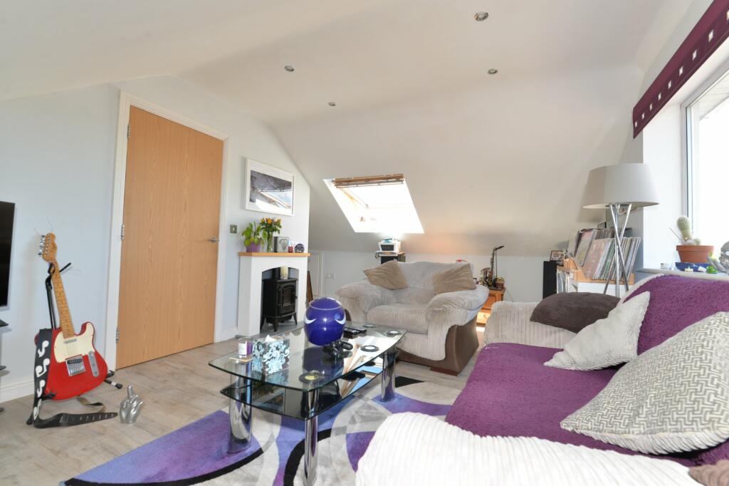 Additional property image - Magnolia House, Ashley, New Milton, BH25