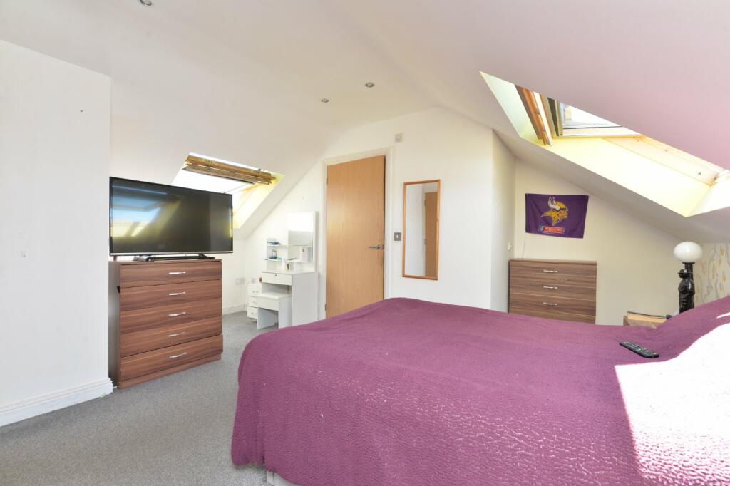 Additional property image - Magnolia House, Ashley, New Milton, BH25