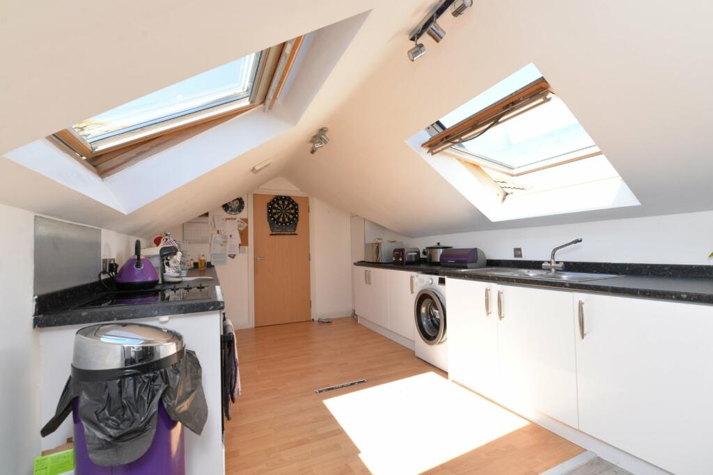 Additional property image - Magnolia House, Ashley, New Milton, BH25