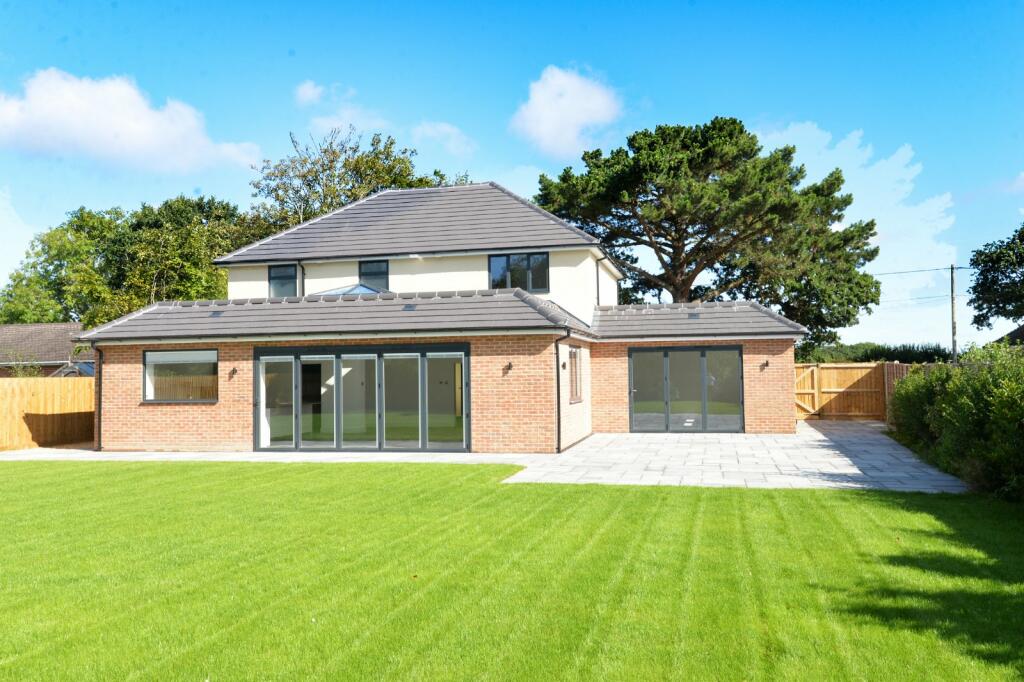 5 bedroom detached house for sale in Silver Street, Hordle, Lymington