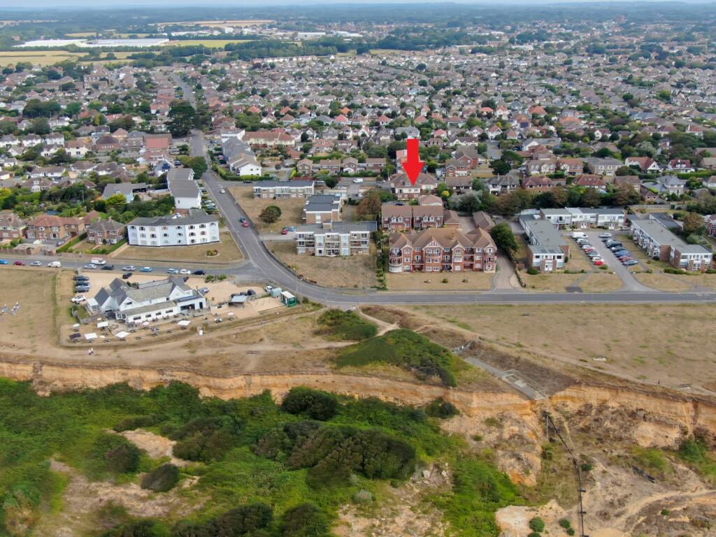 Additional property image - Brook House, 17 Barton Wood Road, Barton On Sea, New Milton, BH25