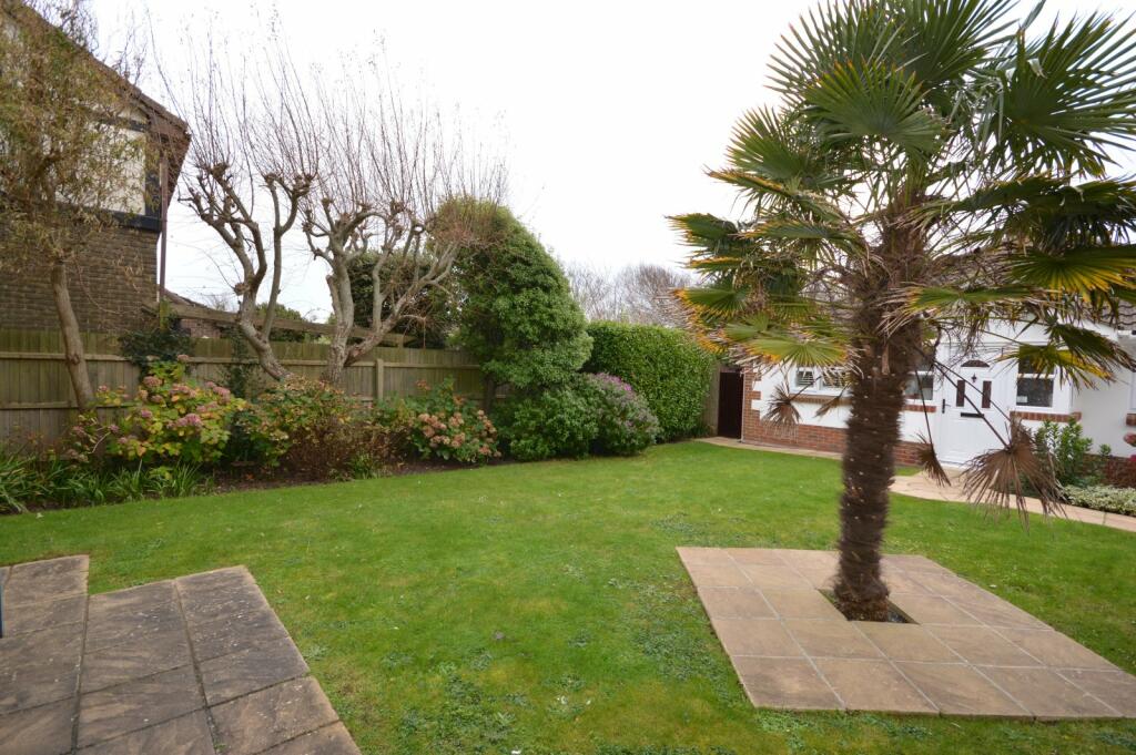 Additional property image - Brook House, 17 Barton Wood Road, Barton On Sea, New Milton, BH25