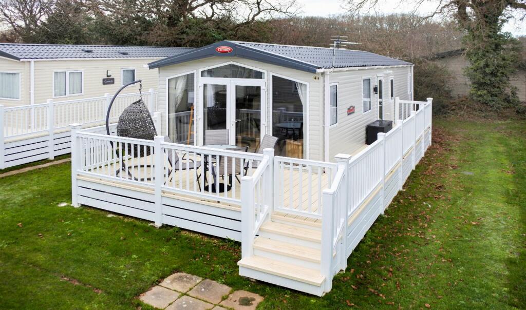 Main image of property: Rowan, Hoburne Bashley Holiday Park, New Milton, Hampshire, BH25