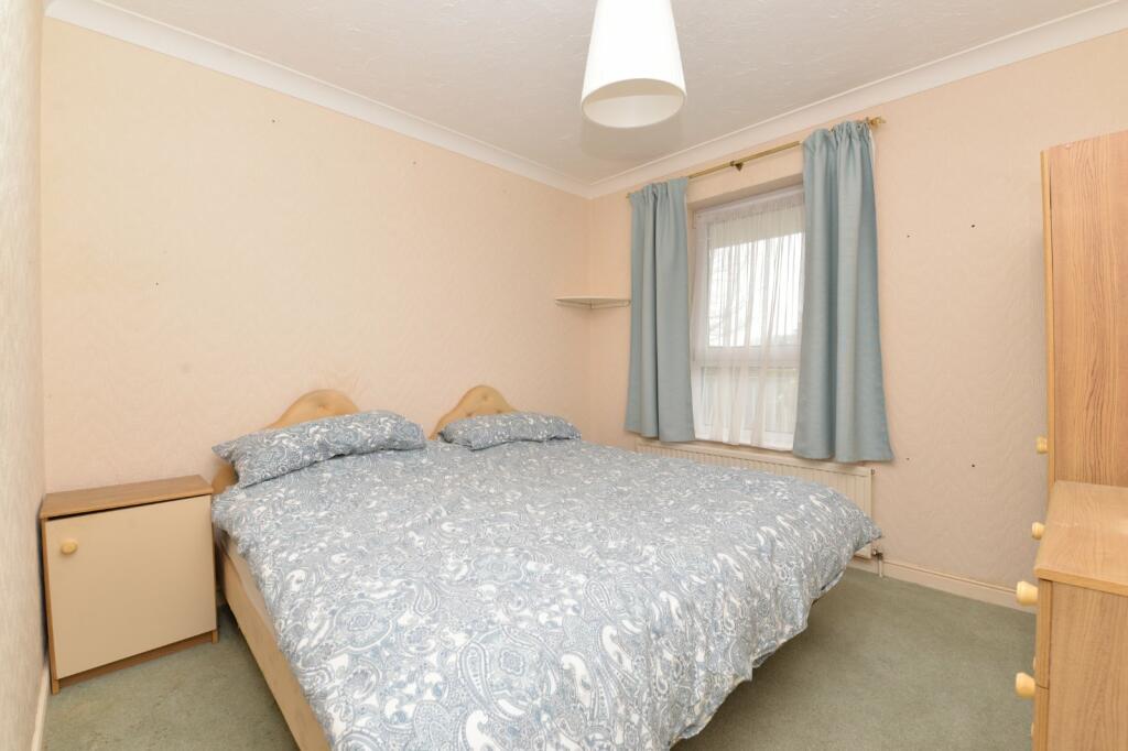 Additional property image - Heather Lodge, Whitefield Road, New Milton, Hampshire, BH25