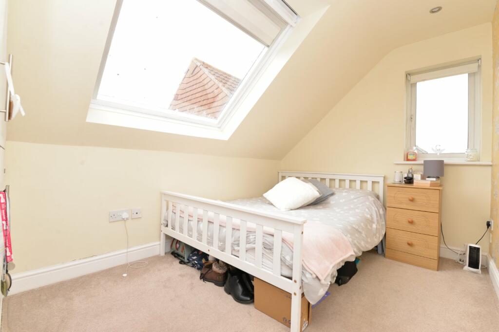 Additional property image - Eastlands, New Milton, Hampshire, BH25
