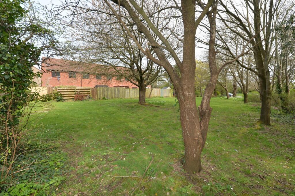 Additional property image - Eastlands, New Milton, Hampshire, BH25
