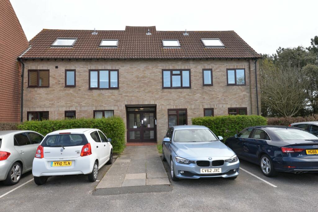 Additional property image - Eastlands, New Milton, Hampshire, BH25