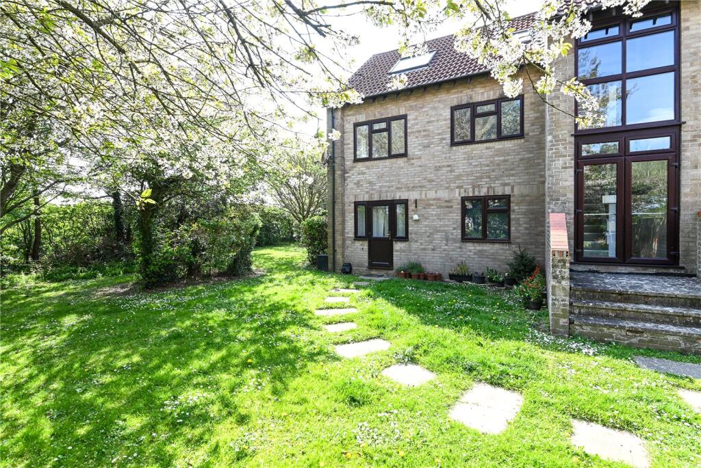 Main image of property: Eastlands, New Milton, Hampshire, BH25