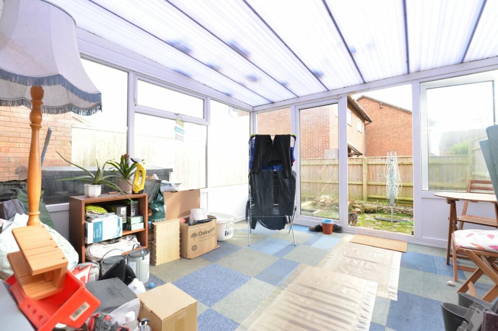 Additional property image - Brownsea Close, New Milton, Hampshire, BH25