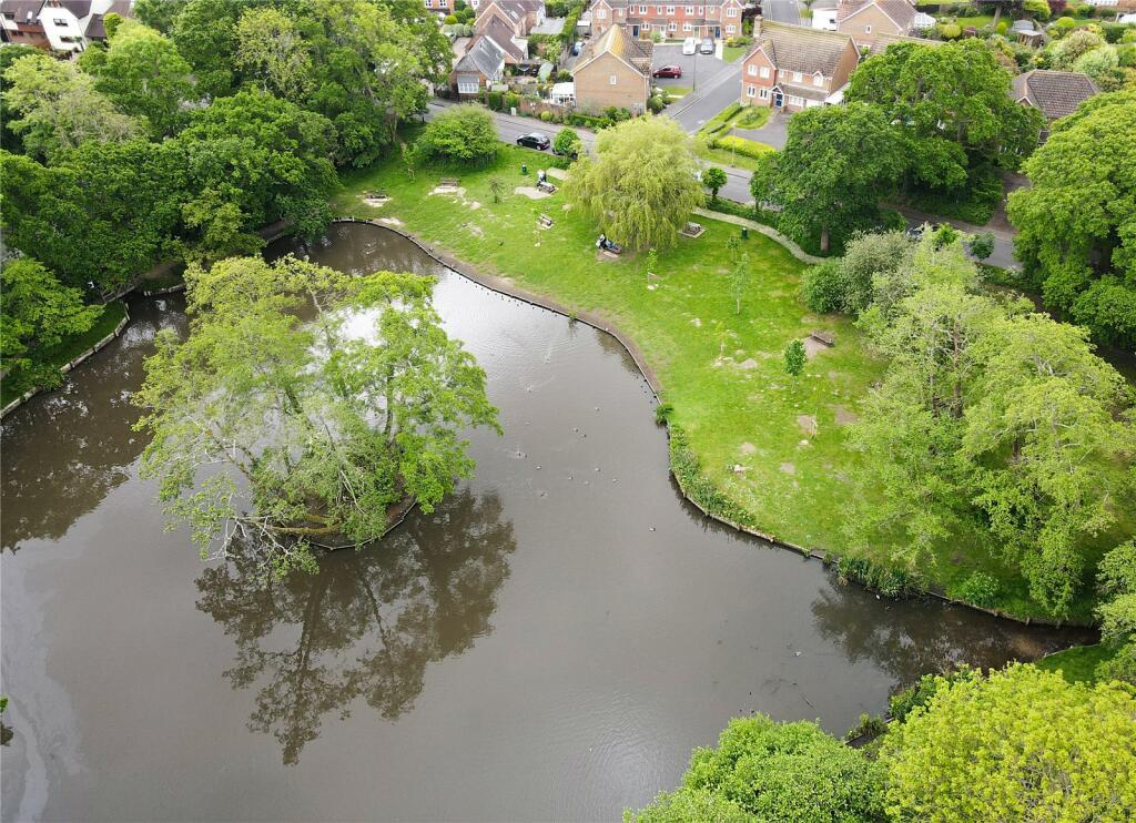 Additional property image - Brownsea Close, New Milton, Hampshire, BH25
