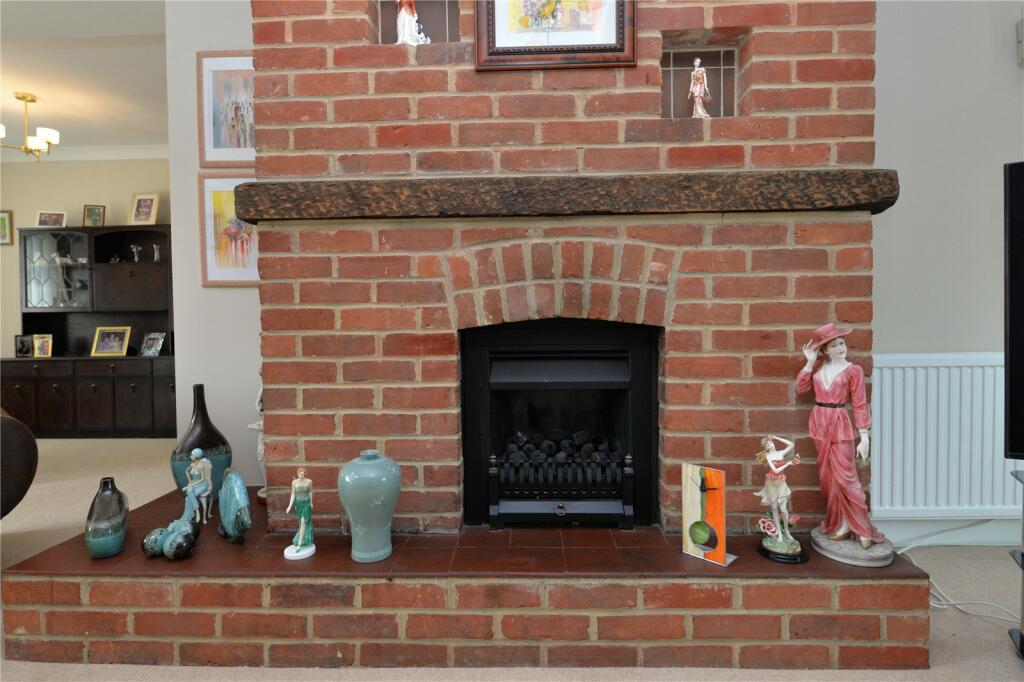 Additional property image - Purbeck Road, Barton on Sea, New Milton, Hampshire, BH25