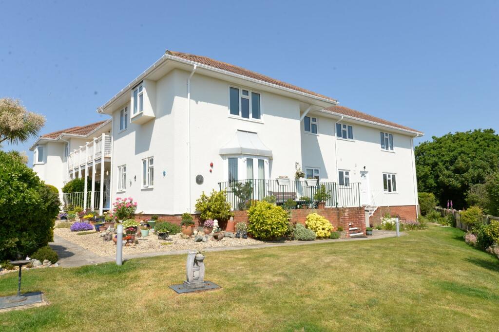 2 bedroom apartment for sale in Aldbury Court, Barton On Sea, New