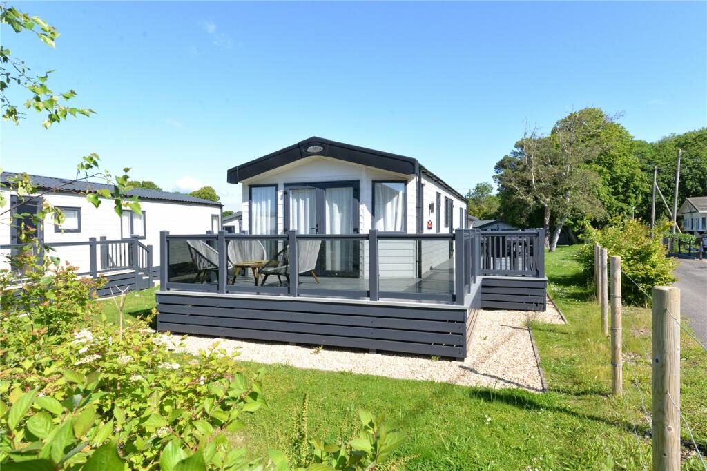 2 bedroom park home for sale in Highcliffe Meadows, Hoburne Naish ...