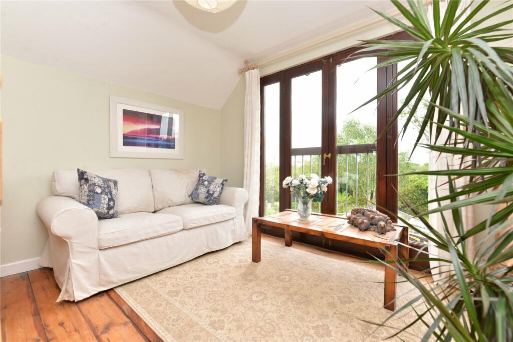 Additional property image - Ossemsley, Christchurch, Hampshire, BH23