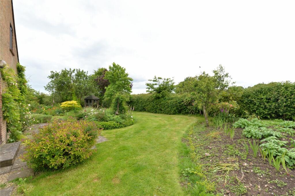 Additional property image - Ossemsley, Christchurch, Hampshire, BH23