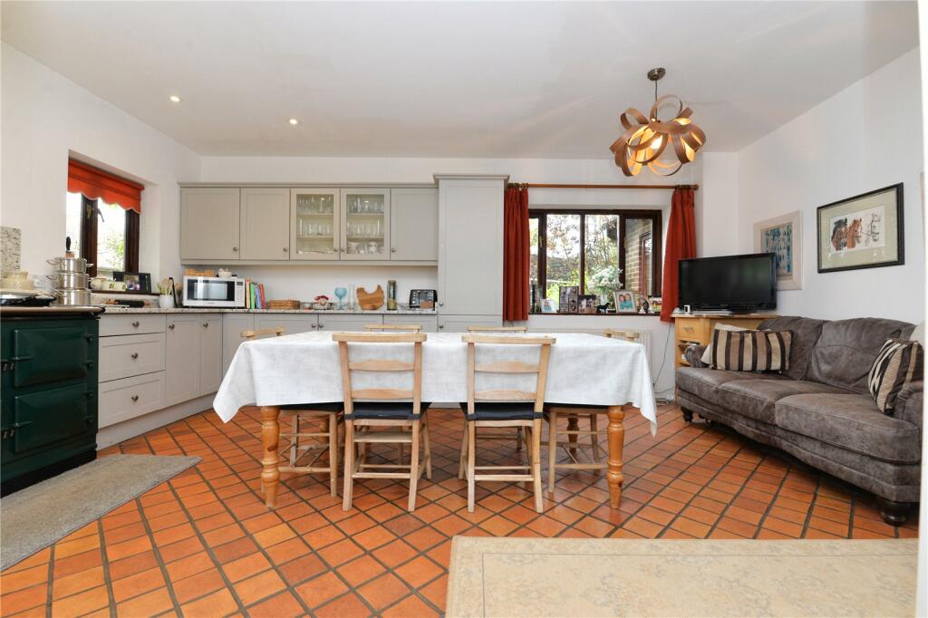 Additional property image - Ossemsley, Christchurch, Hampshire, BH23