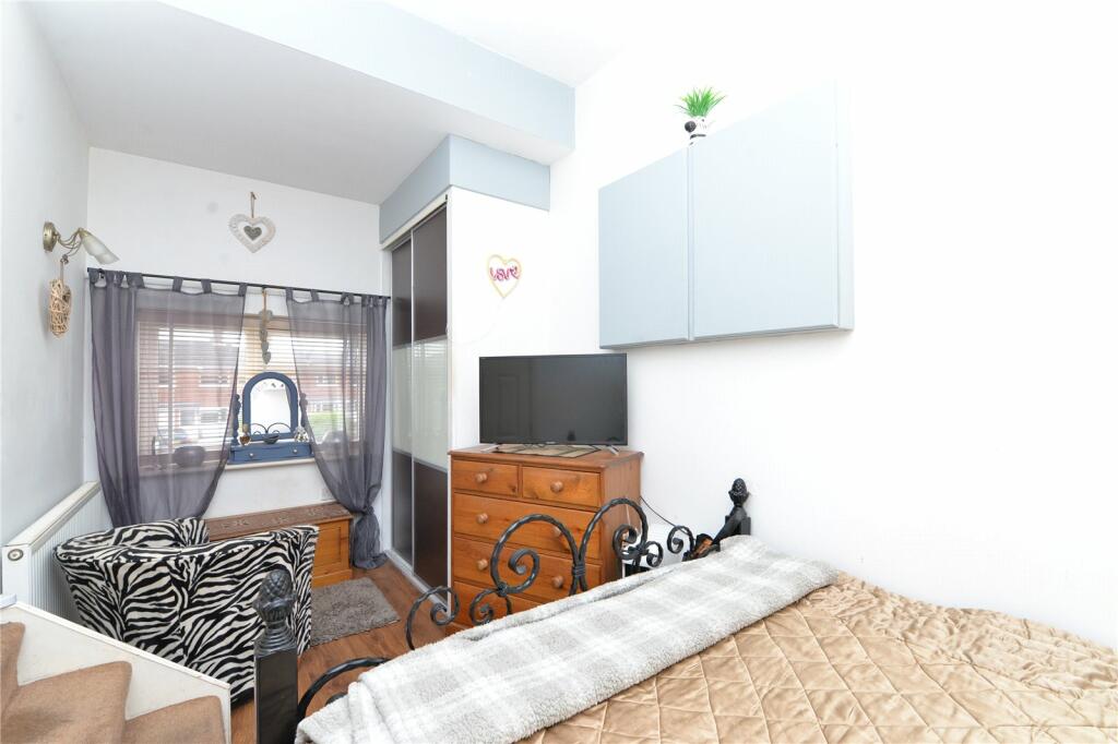 Additional property image - Willowdene Close, New Milton, Hampshire, BH25