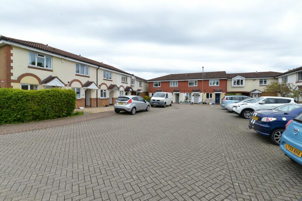 Additional property image - Antler Drive, New Milton, Hampshire, BH25