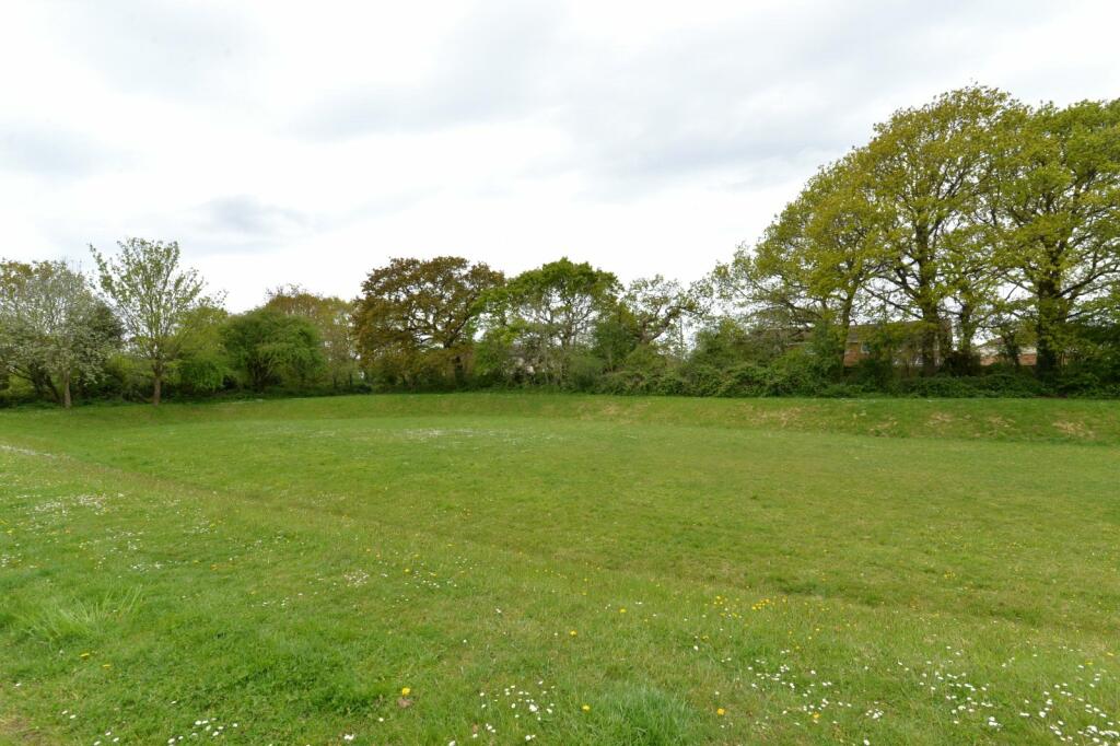 Additional property image - Antler Drive, New Milton, Hampshire, BH25