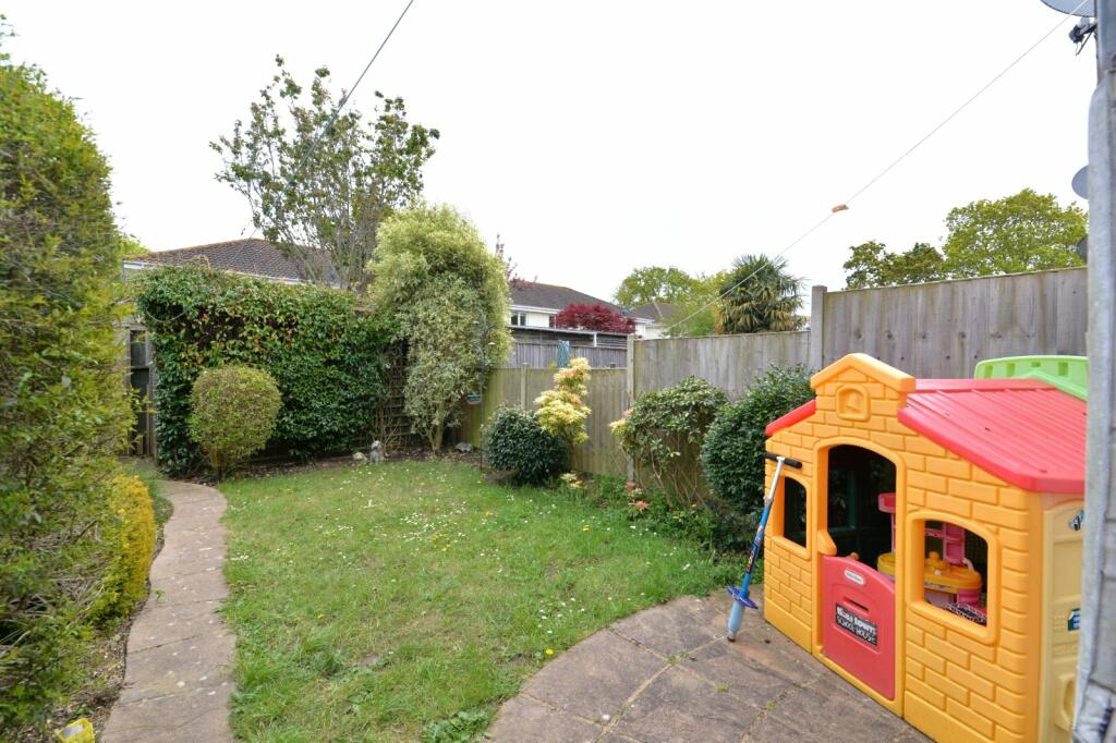 Additional property image - Antler Drive, New Milton, Hampshire, BH25