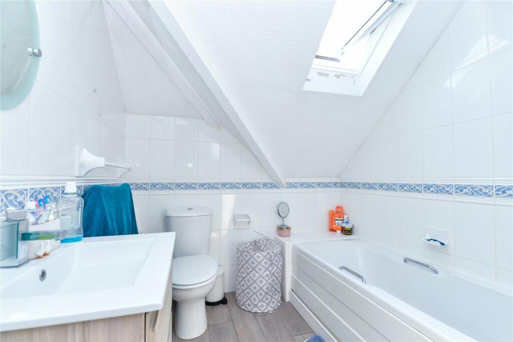 Additional property image - Onslow Court, Atkinson Close, Barton On Sea, New Milton, BH25