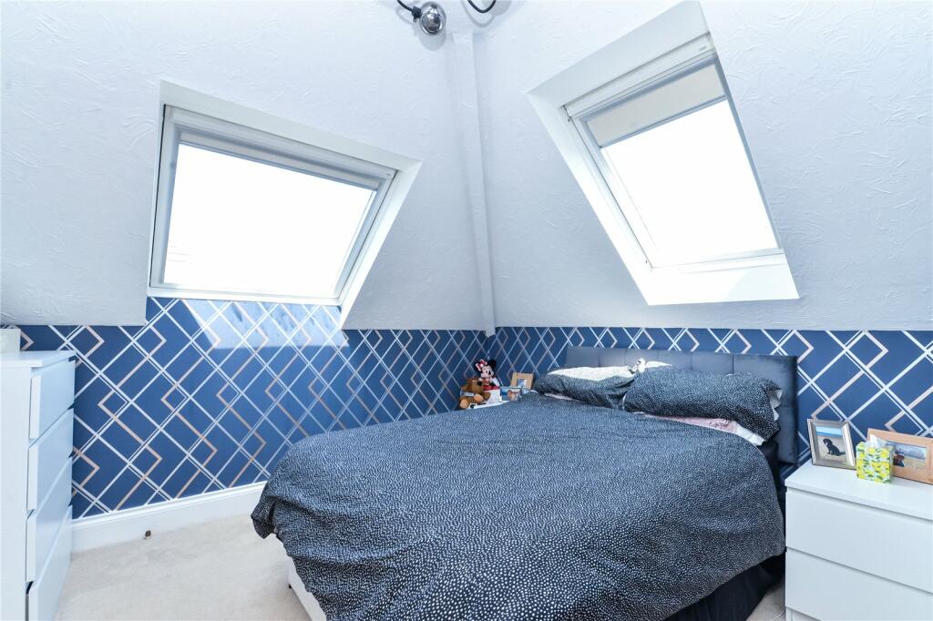 Additional property image - Onslow Court, Atkinson Close, Barton On Sea, New Milton, BH25