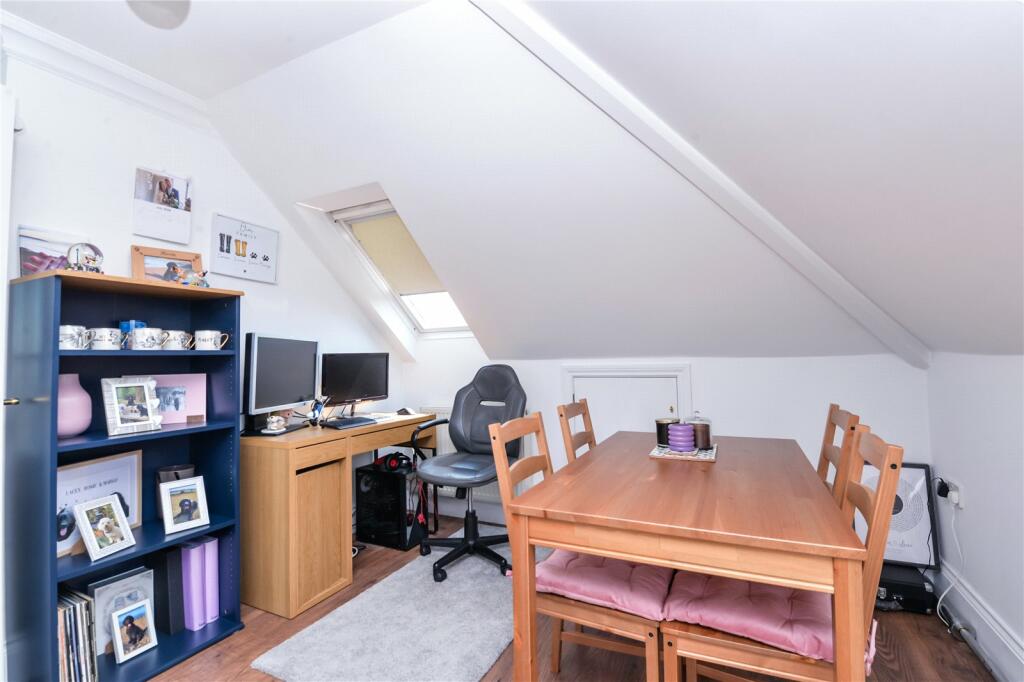 Additional property image - Onslow Court, Atkinson Close, Barton On Sea, New Milton, BH25