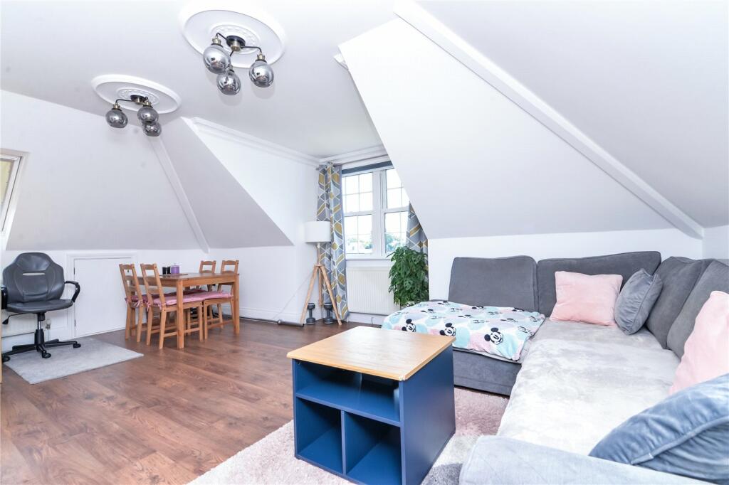 Additional property image - Onslow Court, Atkinson Close, Barton On Sea, New Milton, BH25