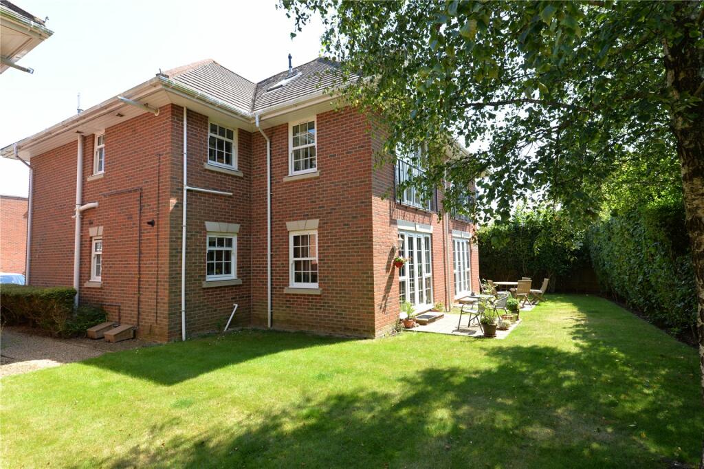 Additional property image - Onslow Court, Atkinson Close, Barton On Sea, New Milton, BH25