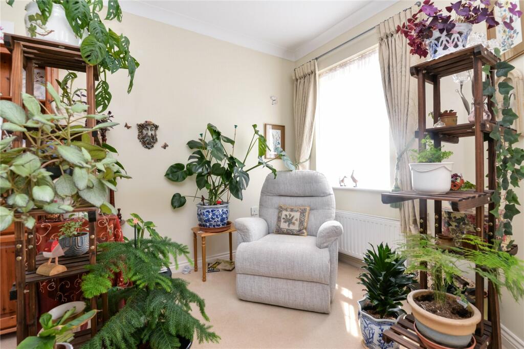 Additional property image - Whitefield Road, New Milton, Hampshire, BH25