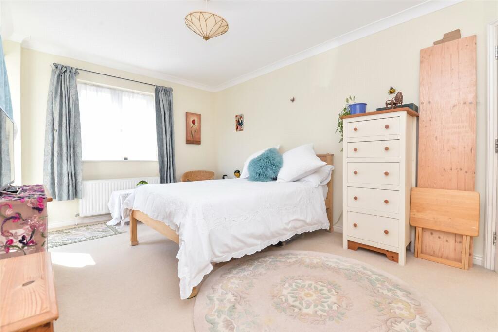 Additional property image - Whitefield Road, New Milton, Hampshire, BH25
