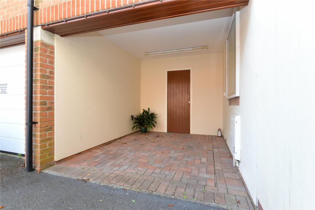Additional property image - Whitefield Road, New Milton, Hampshire, BH25