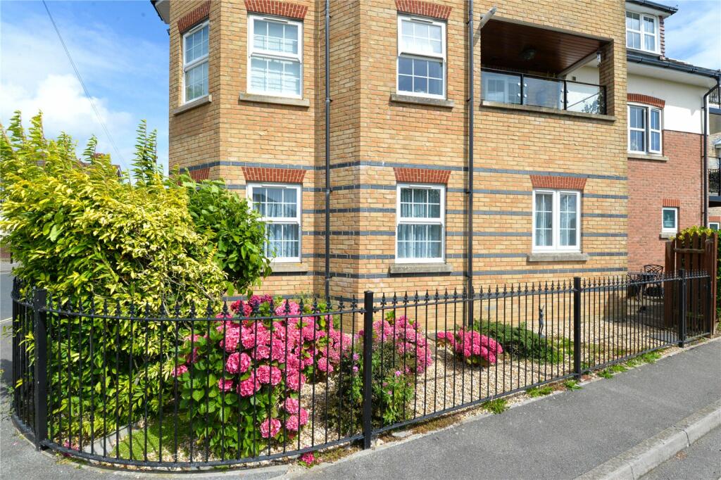 Additional property image - Whitefield Road, New Milton, Hampshire, BH25