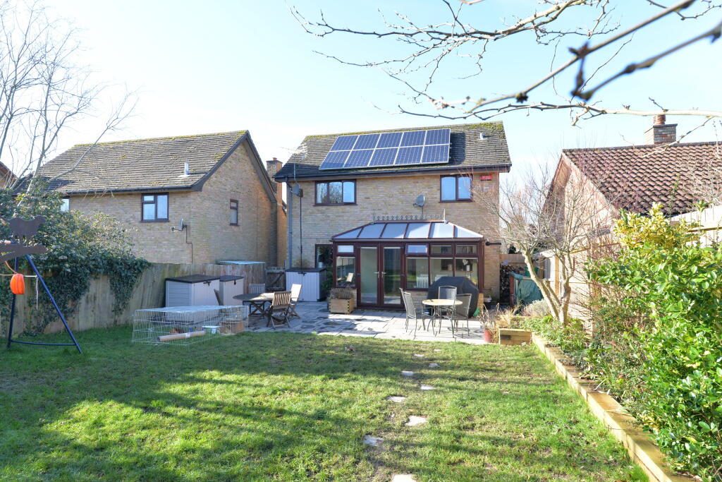 Additional property image - Bowland Rise, New Milton, Hampshire, BH25