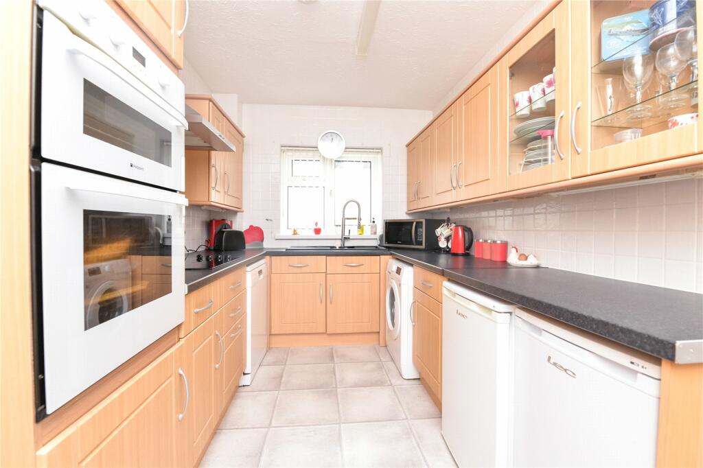 Additional property image - Grove Road, Barton on Sea, New Milton, Hampshire, BH25