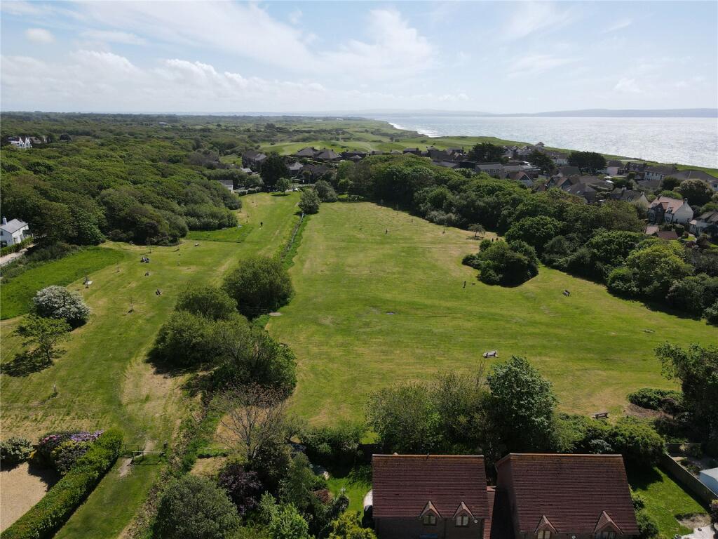 Additional property image - Grove Road, Barton on Sea, New Milton, Hampshire, BH25