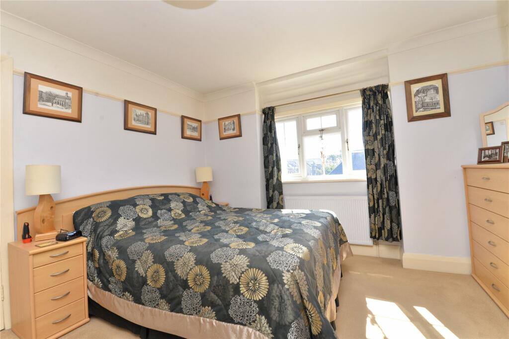 Additional property image - Beach Avenue, Barton on Sea, New Milton, Hampshire, BH25