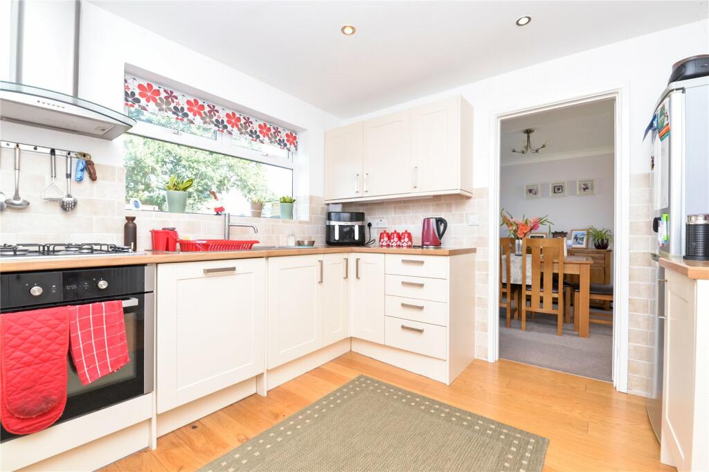 Additional property image - Ferndale Road, New Milton, Hampshire, BH25