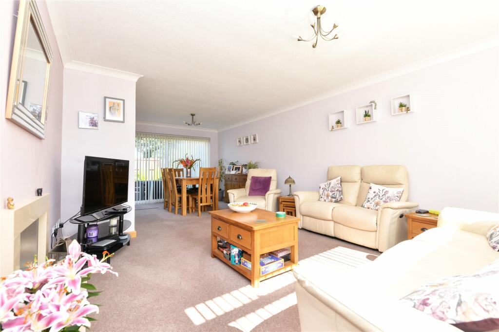 Additional property image - Ferndale Road, New Milton, Hampshire, BH25
