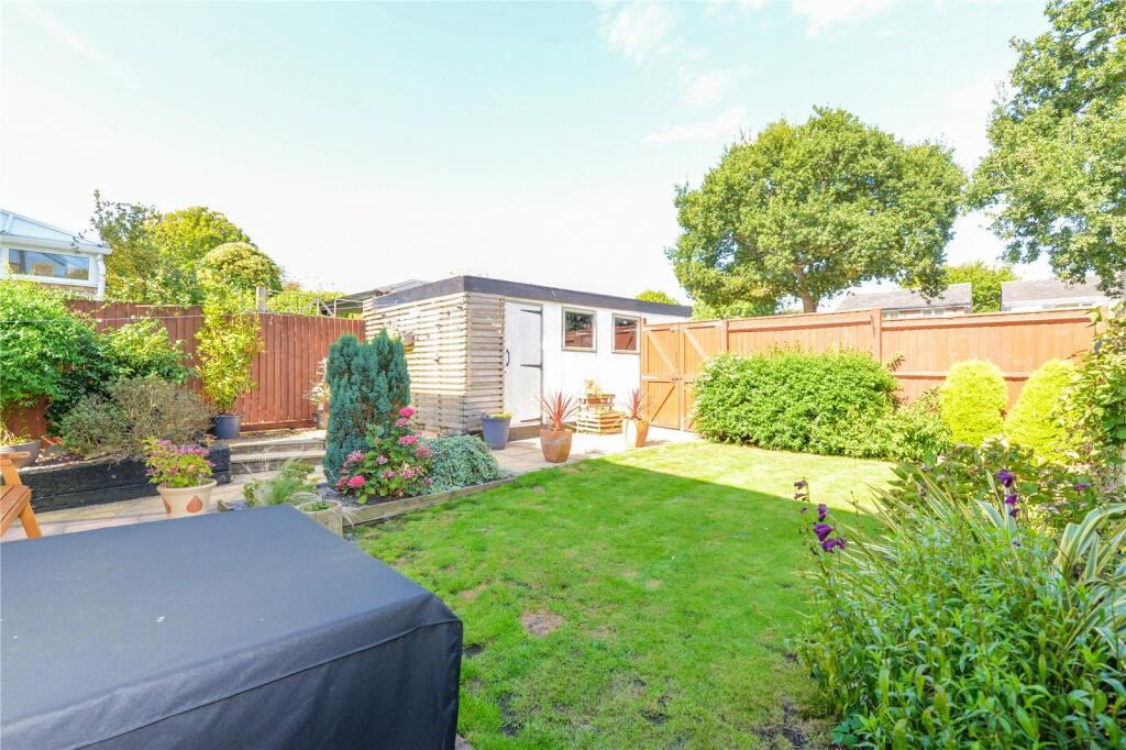 Additional property image - Ferndale Road, New Milton, Hampshire, BH25