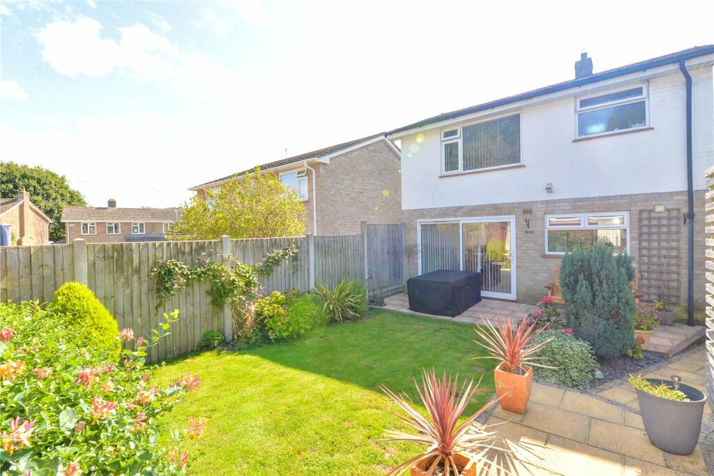 Additional property image - Ferndale Road, New Milton, Hampshire, BH25