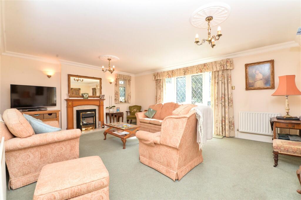 Additional property image - Barrs Wood Road, New Milton, Hampshire, BH25