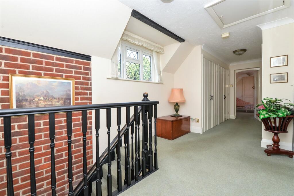 Additional property image - Barrs Wood Road, New Milton, Hampshire, BH25