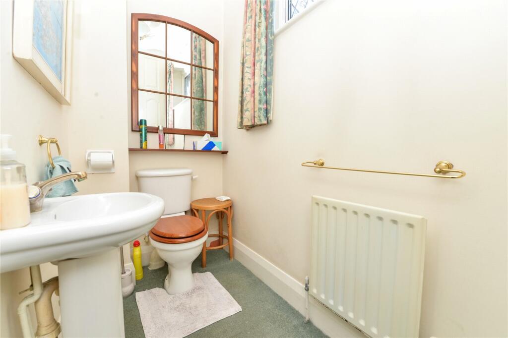 Additional property image - Barrs Wood Road, New Milton, Hampshire, BH25