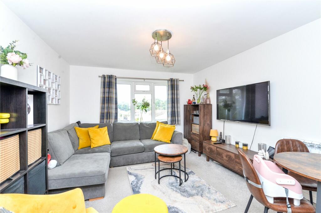 Additional property image - Bramshaw Way, Barton On Sea, New Milton, Hampshire, BH25
