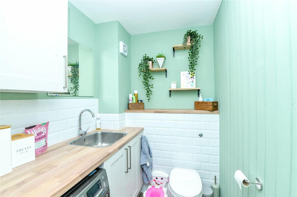 Additional property image - Bramshaw Way, Barton On Sea, New Milton, Hampshire, BH25