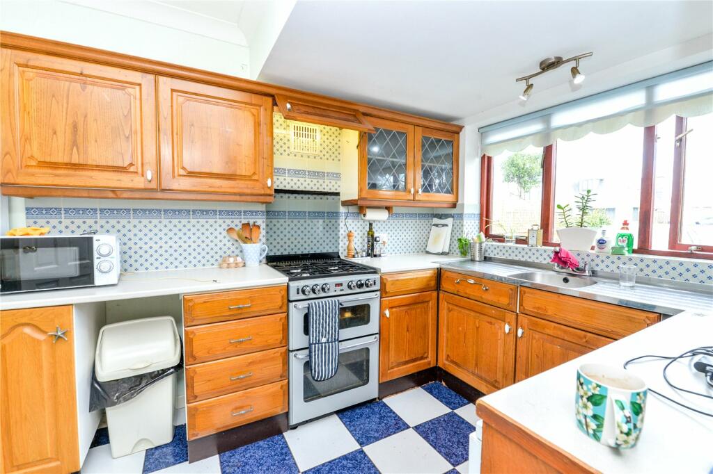 Additional property image - Purbeck Road, Barton on Sea, New Milton, Hampshire, BH25