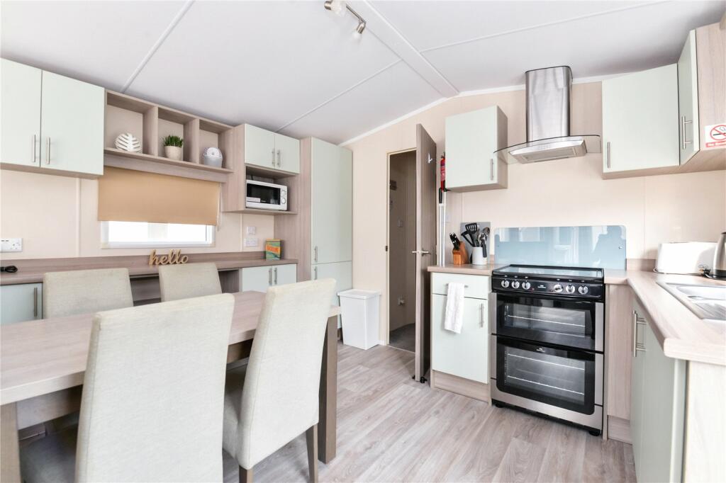 Additional property image - Rowan, Hoburne Bashley Holiday Park, New Milton, Hampshire, BH25