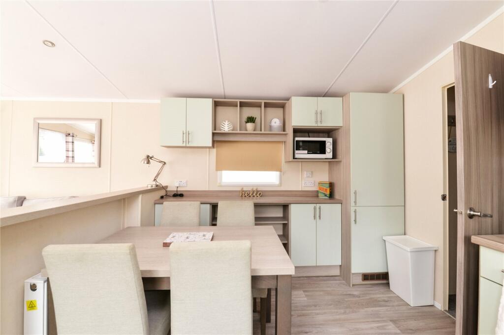 Additional property image - Rowan, Hoburne Bashley Holiday Park, New Milton, Hampshire, BH25